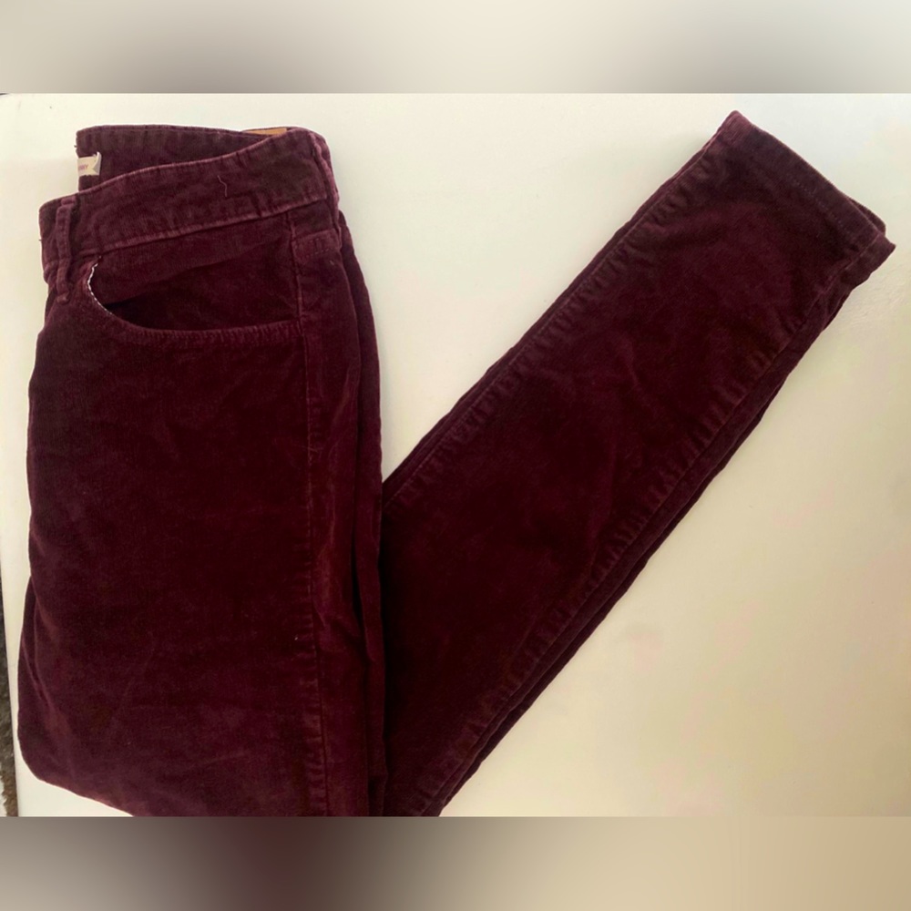 LEVIS High Rise Skinny Jeans